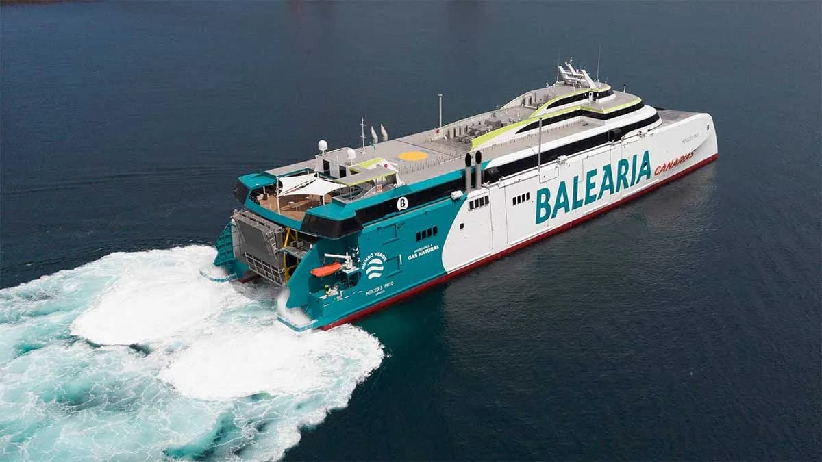 Baleària Canarias incorporates the fast ferry Mercedes Pinto into its routes between Las Palmas, Morro Jable, and Tenerife