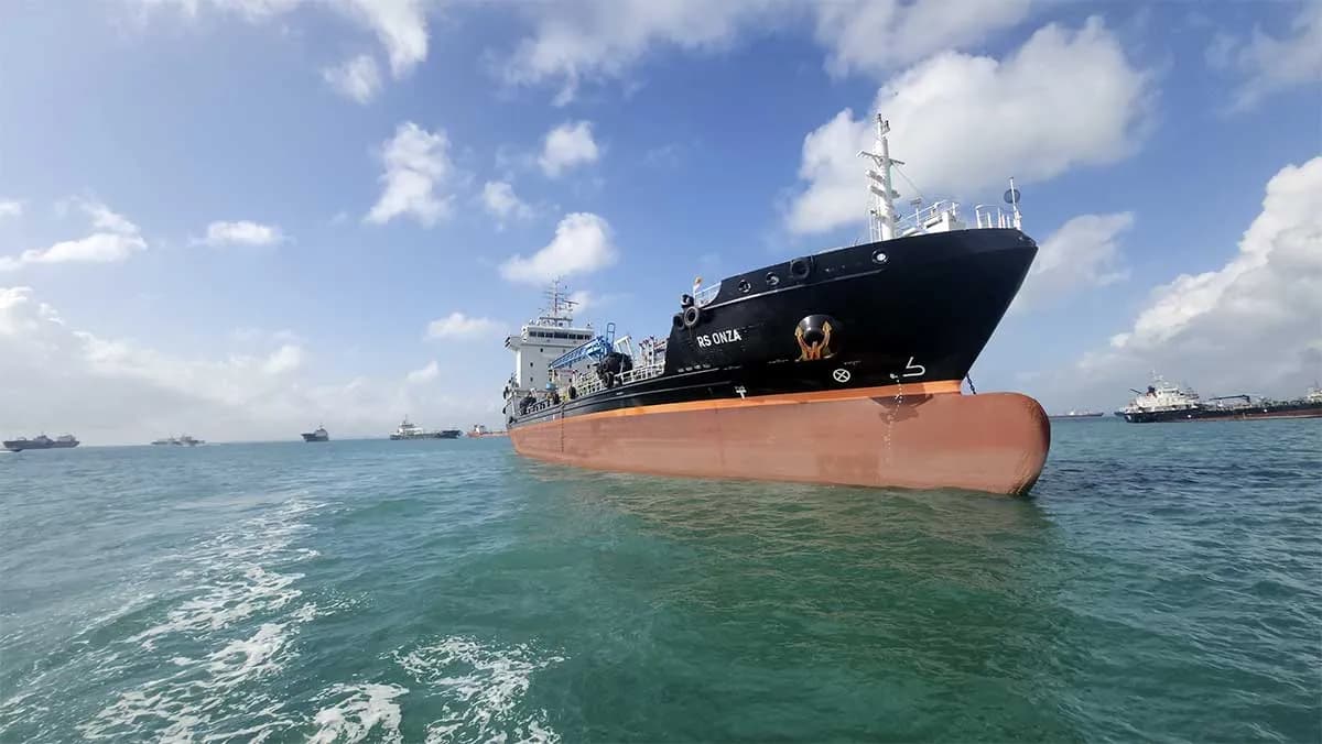 SUARDIAZ Energy puts into service the chemical tanker RS Onza for the supply of methanol to Moeve